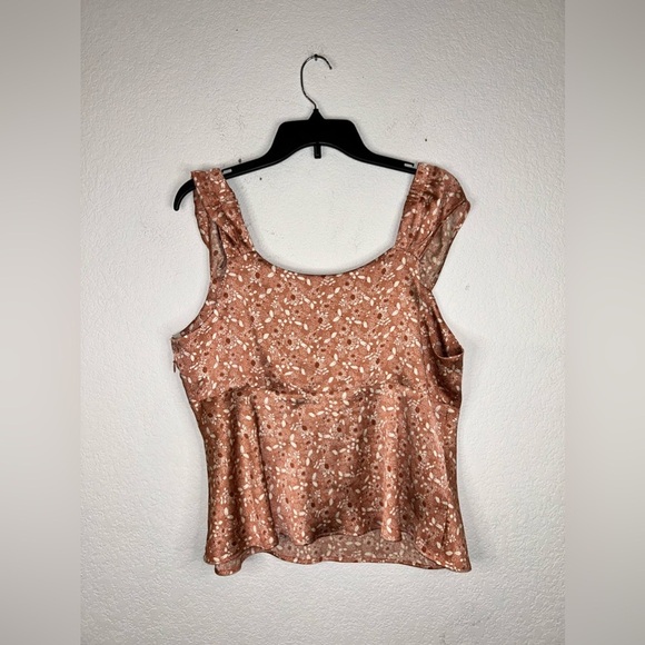 Treasure and Bond Cap Sleeve Satin Top Size XL - Picture 4 of 6